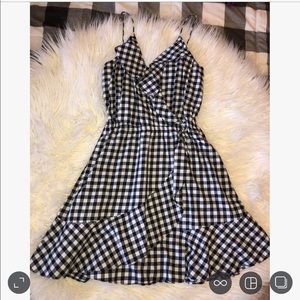 XS Express Black Gingham Dress